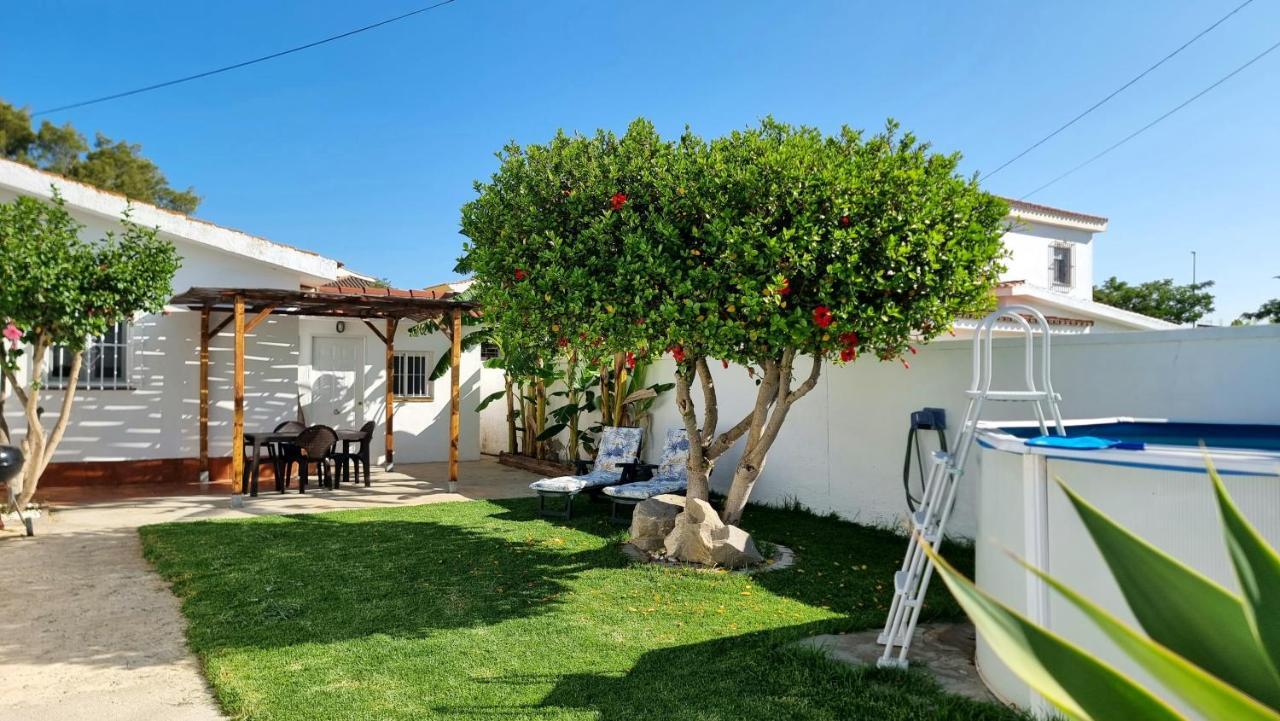 Apartamento Privado Con Jardin, Piscina Elevada Y Bbq Chiclana de la Frontera Eksteriør billede